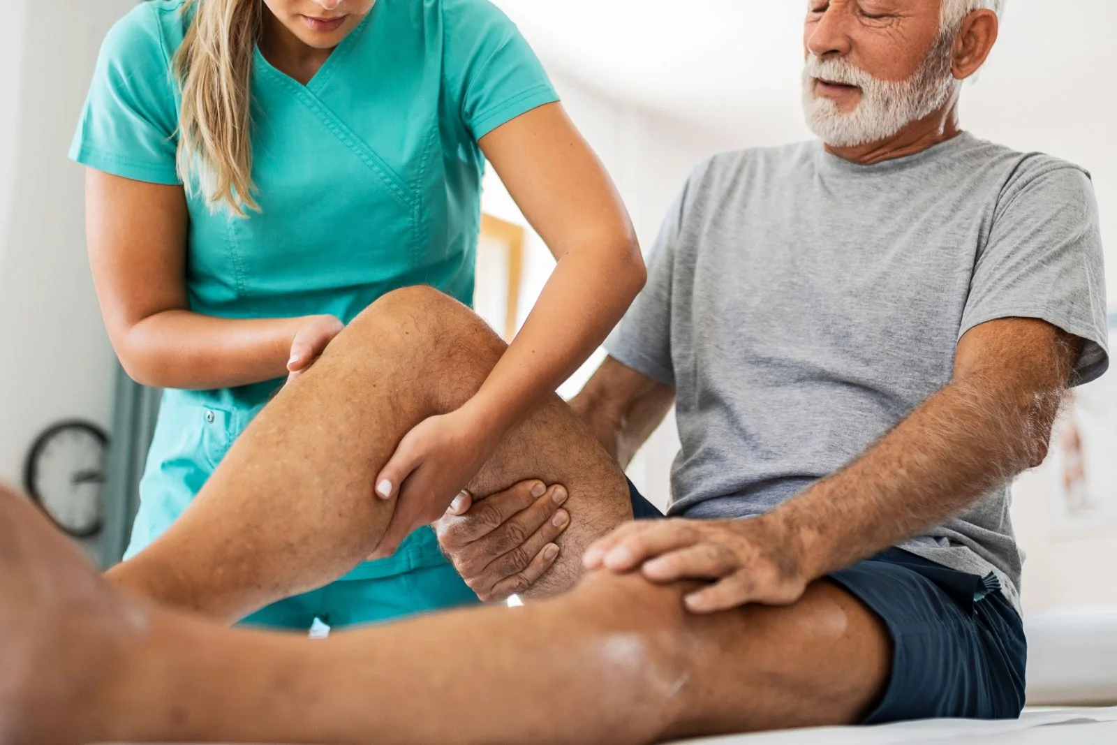 physio physiotherapy knee pain physiopros oakville bolton